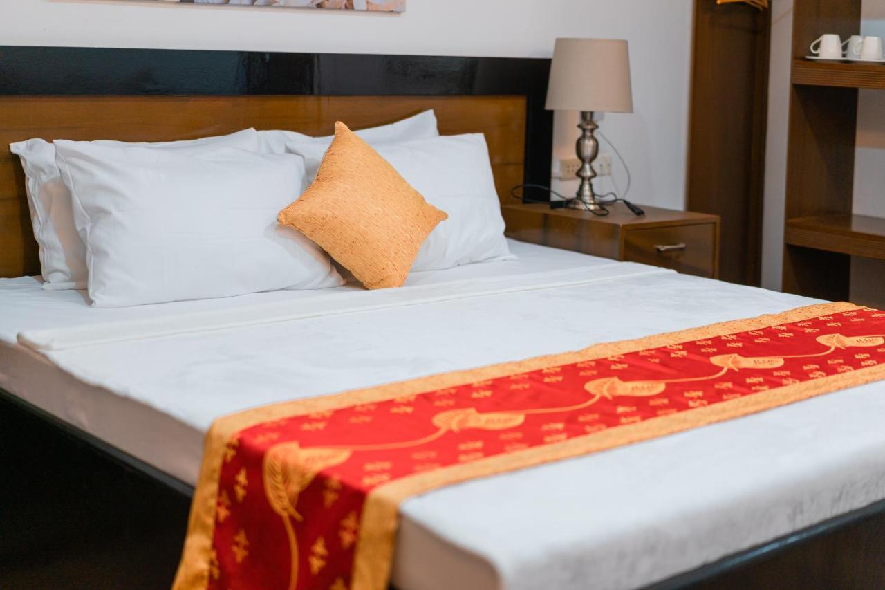 Island Wanderers Inn 코른 외부 사진