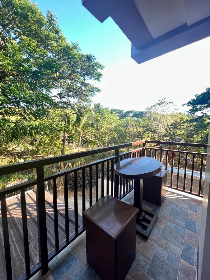 Island Wanderers Inn 코른 외부 사진