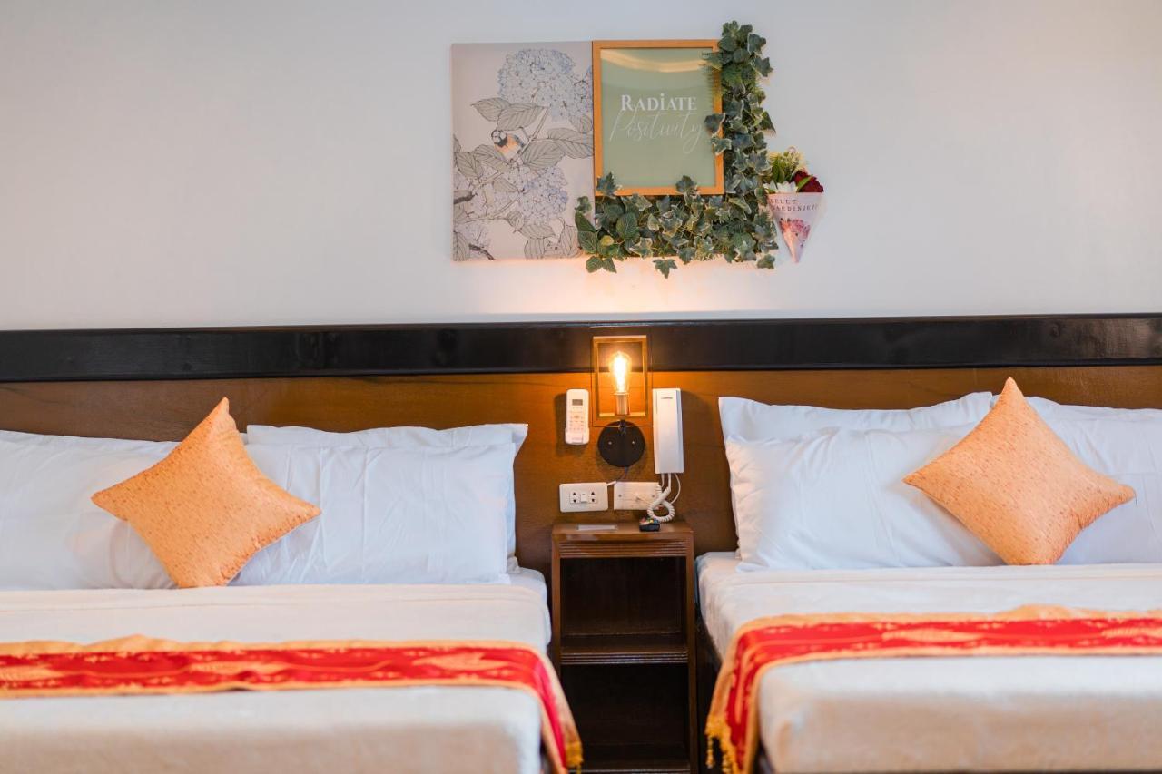 Island Wanderers Inn 코른 외부 사진