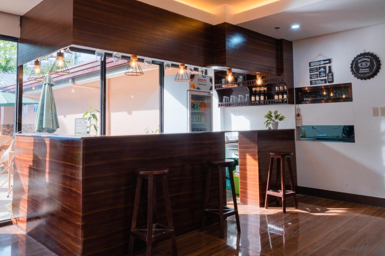 Island Wanderers Inn 코른 외부 사진