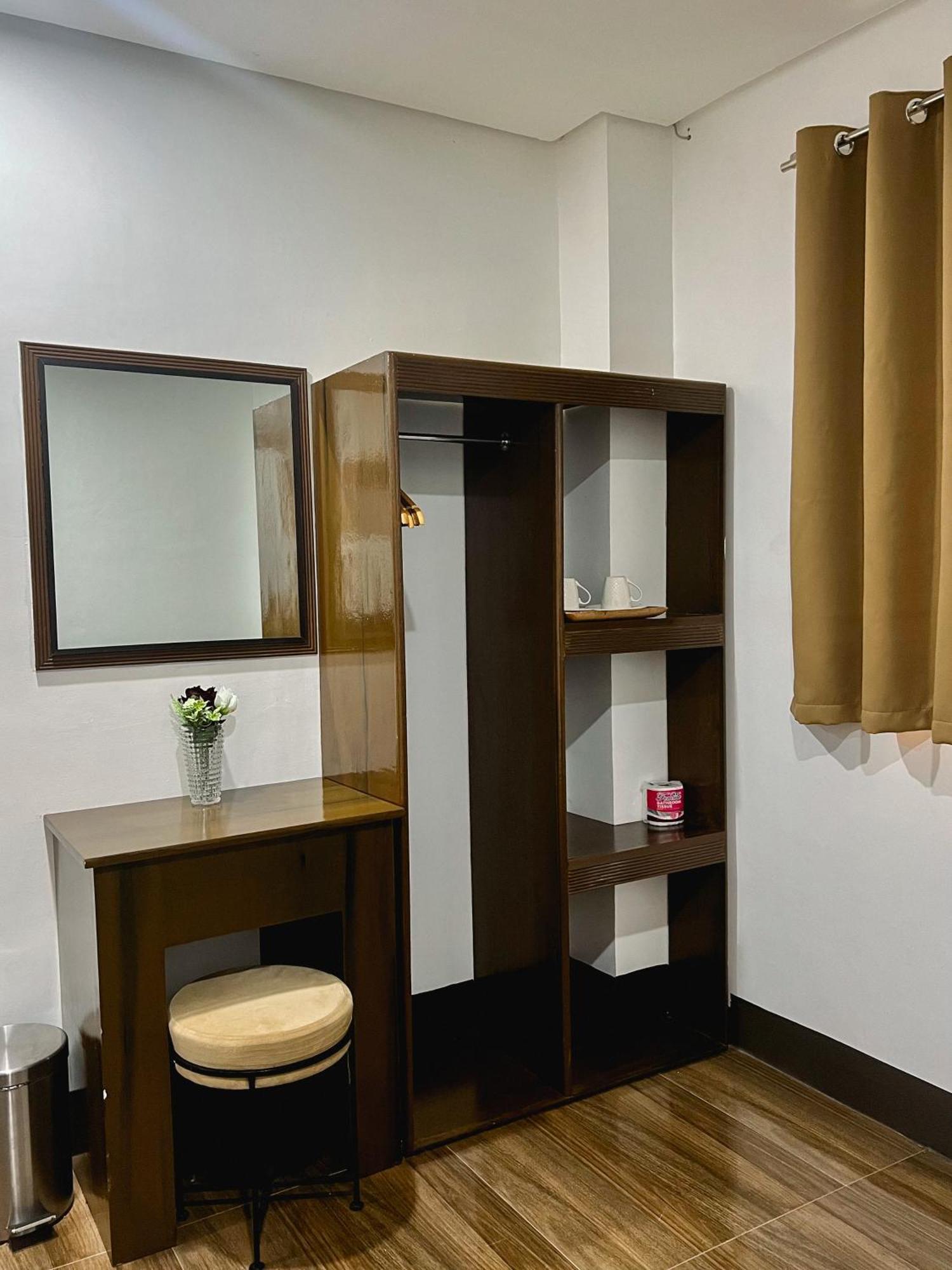 Island Wanderers Inn 코른 외부 사진